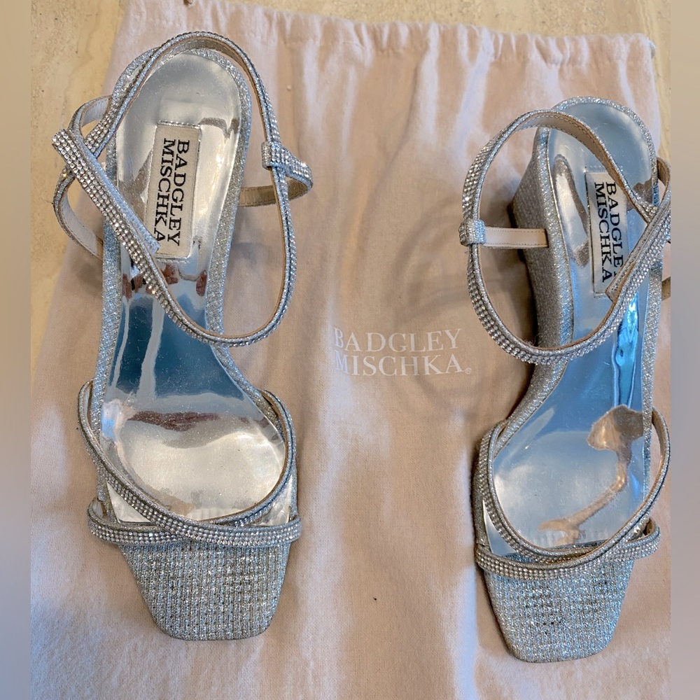 Badgley Mishka Wedge glitter shoes size 6